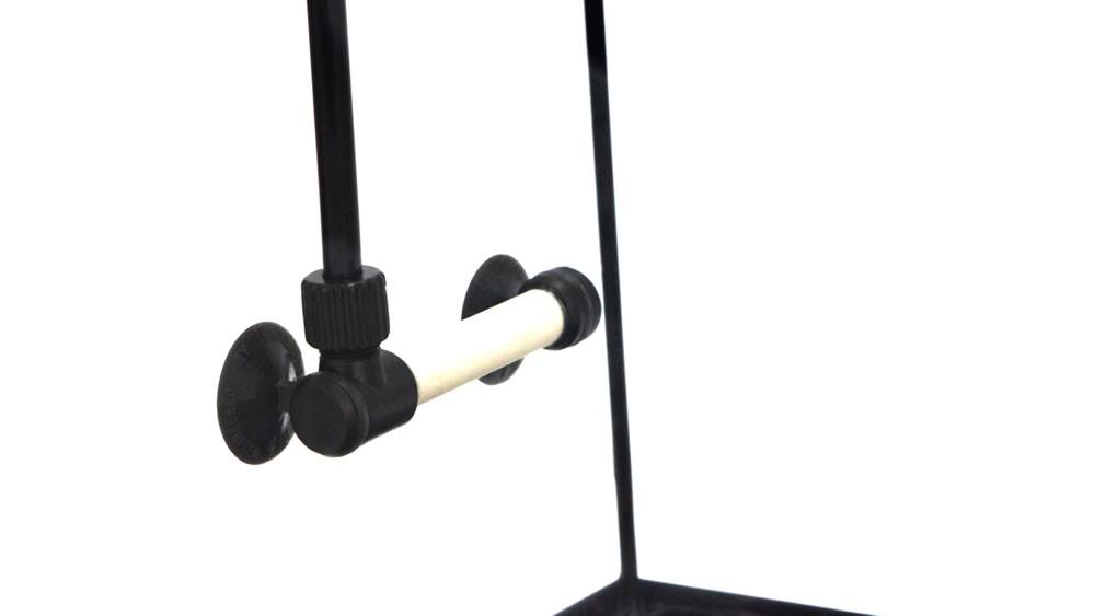 Placera bazooka atomizer diffusorn i akvariet