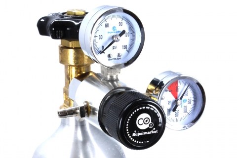 Fäst vid horisontella cylindrar